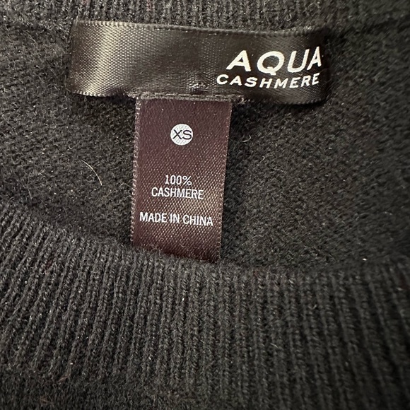 Aqua cashmere sweater - Picture 5 of 5